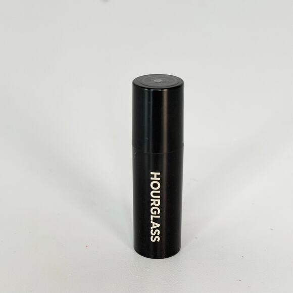 Hourglass Vanish Seamless Finish Foundation Stick Medium Travel 4 oz 1.2 g New - Picture 1 of 3